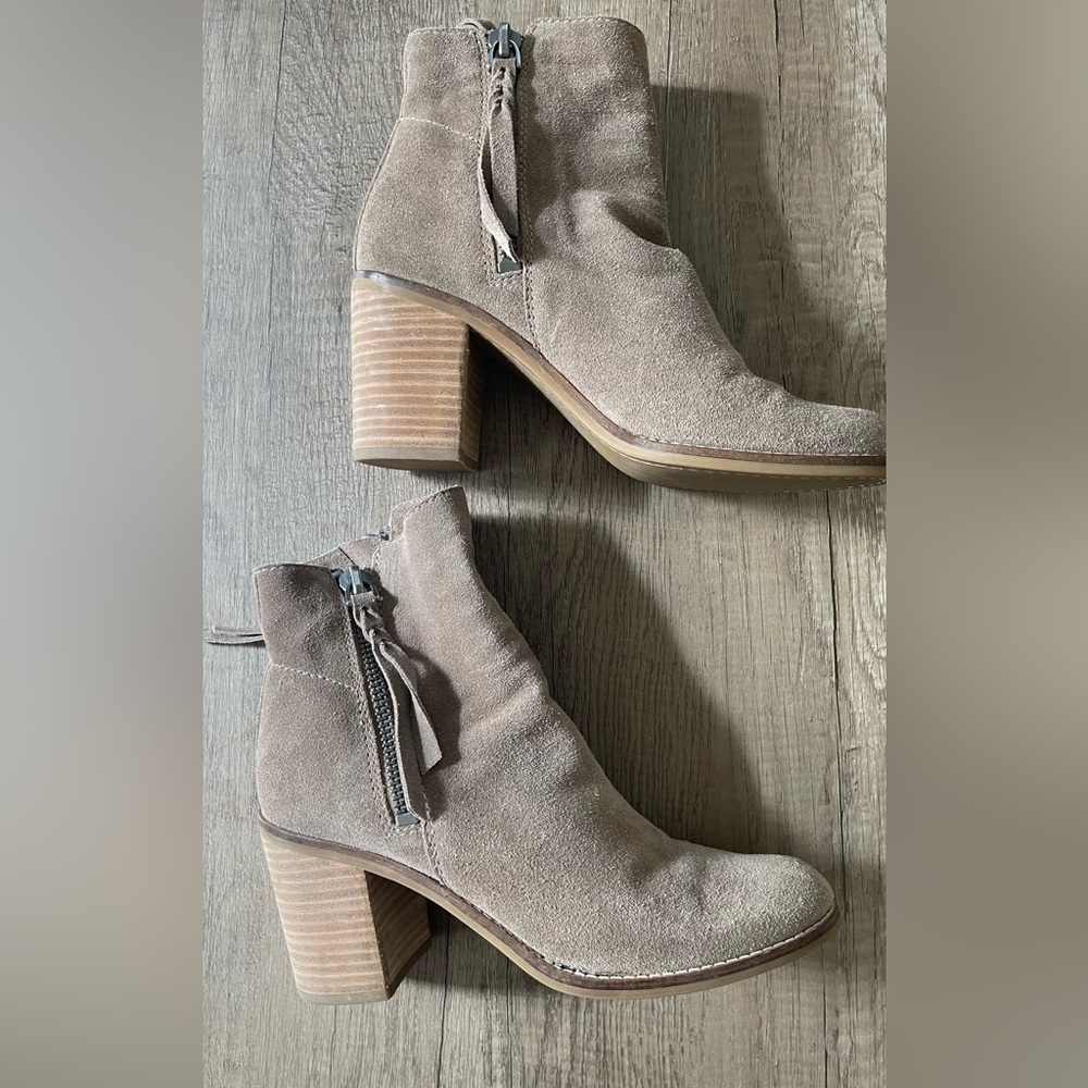 Dolce Vita Light Beige Suede Booties size 8. Barely worn.